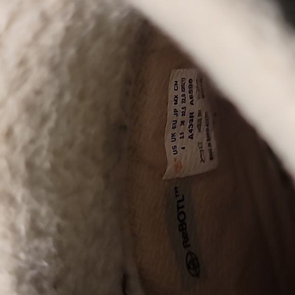 Girls Timberland boots - Picture 3 of 3